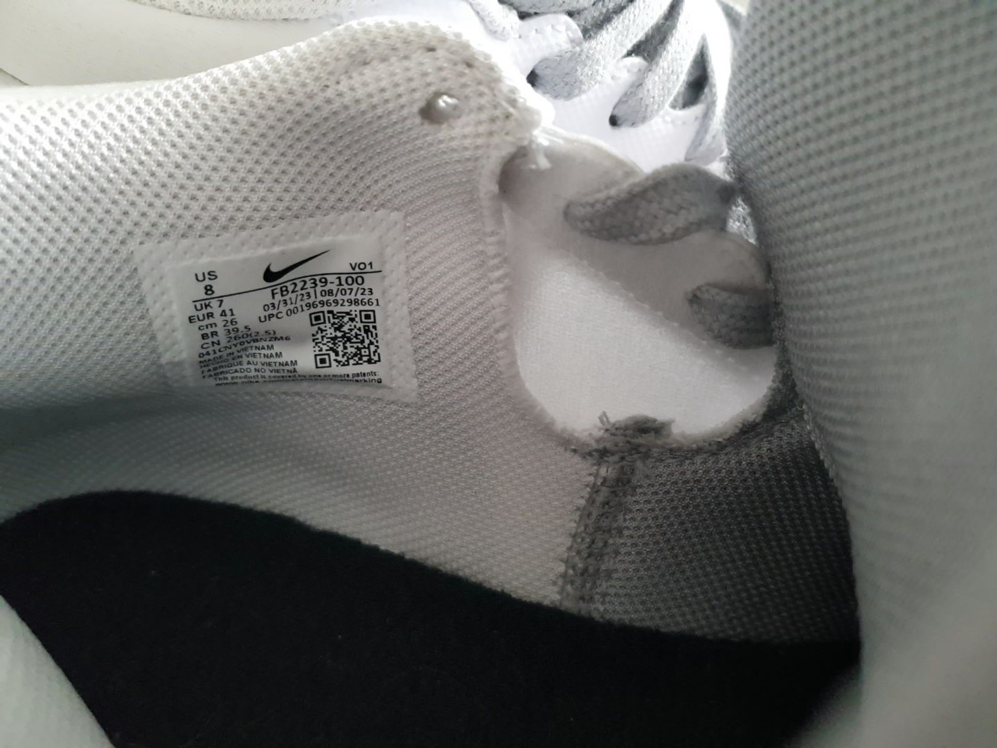Buty LeBron Witness VIII  roz.41