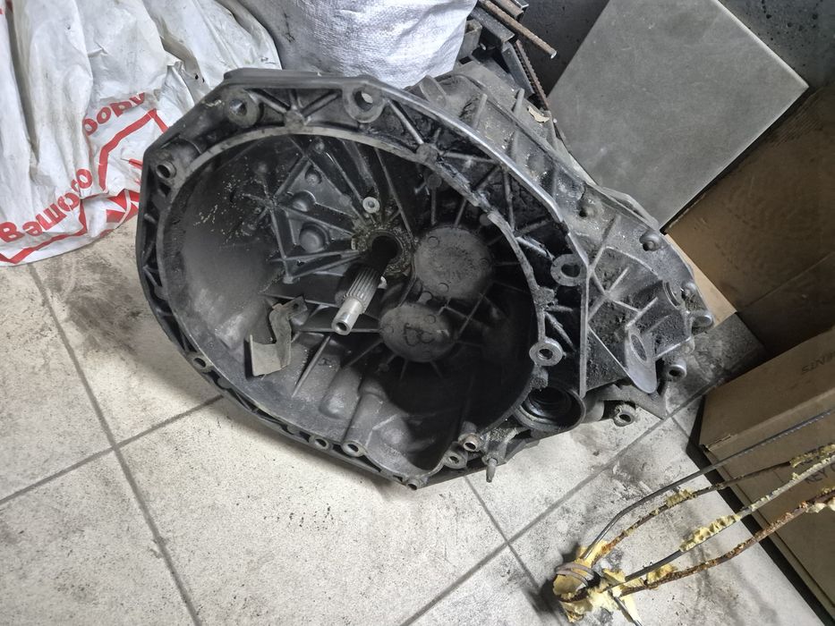 Продам коробку опель виваро рено трафік.