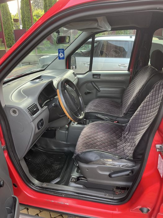 Форд конек груз 2004 рік