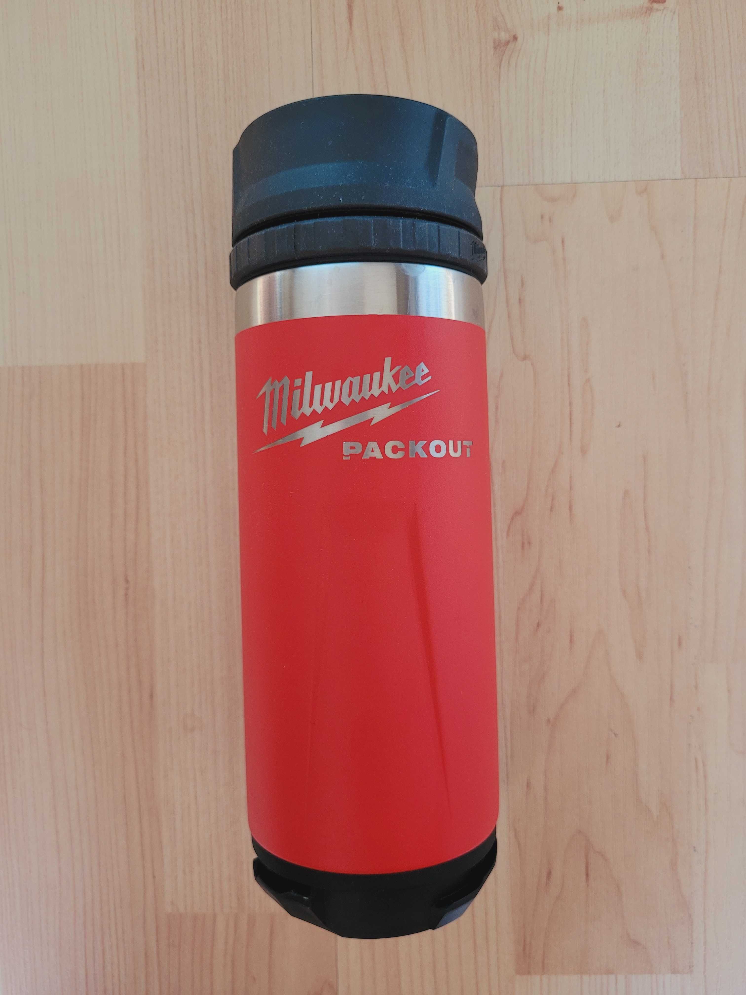 Milwaukee Kubek Termiczny PACKOUT 591