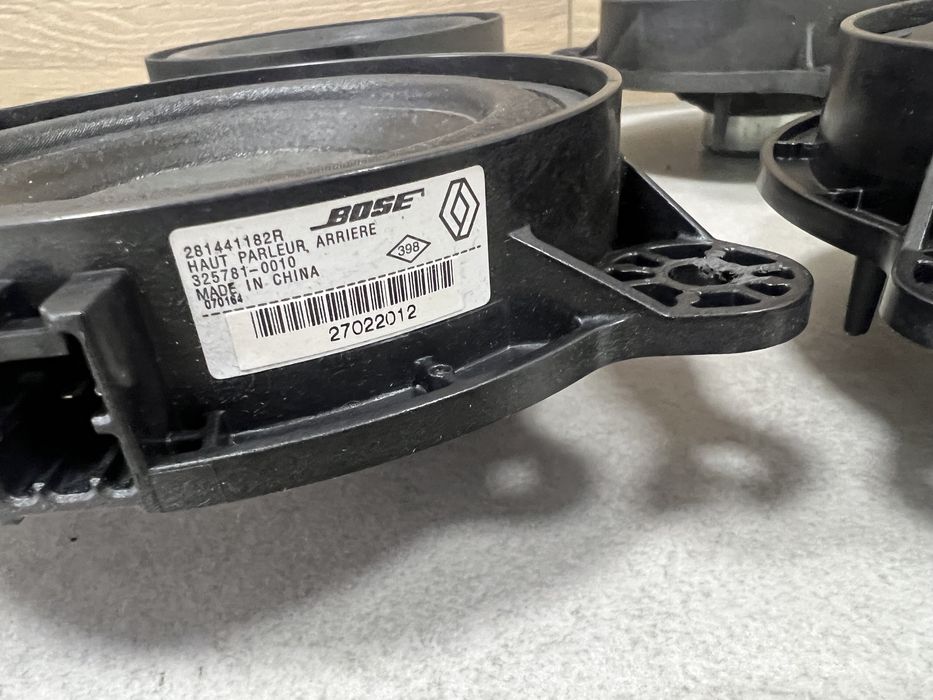 Акустика Bose динамики  комплект Bose Renault Scenic 3 Megane 3