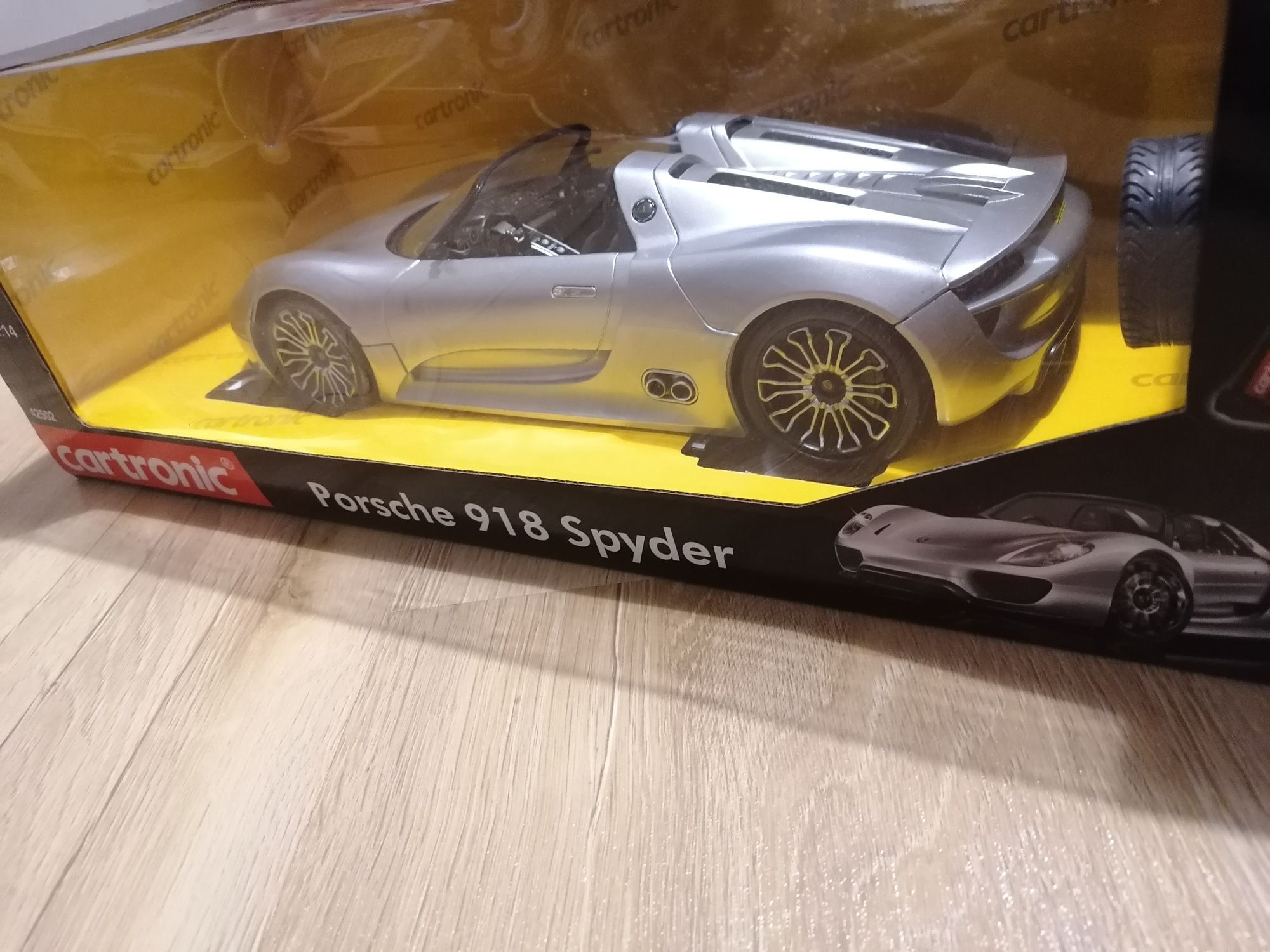 Samochód Porsche 918 zdalnie sterowane