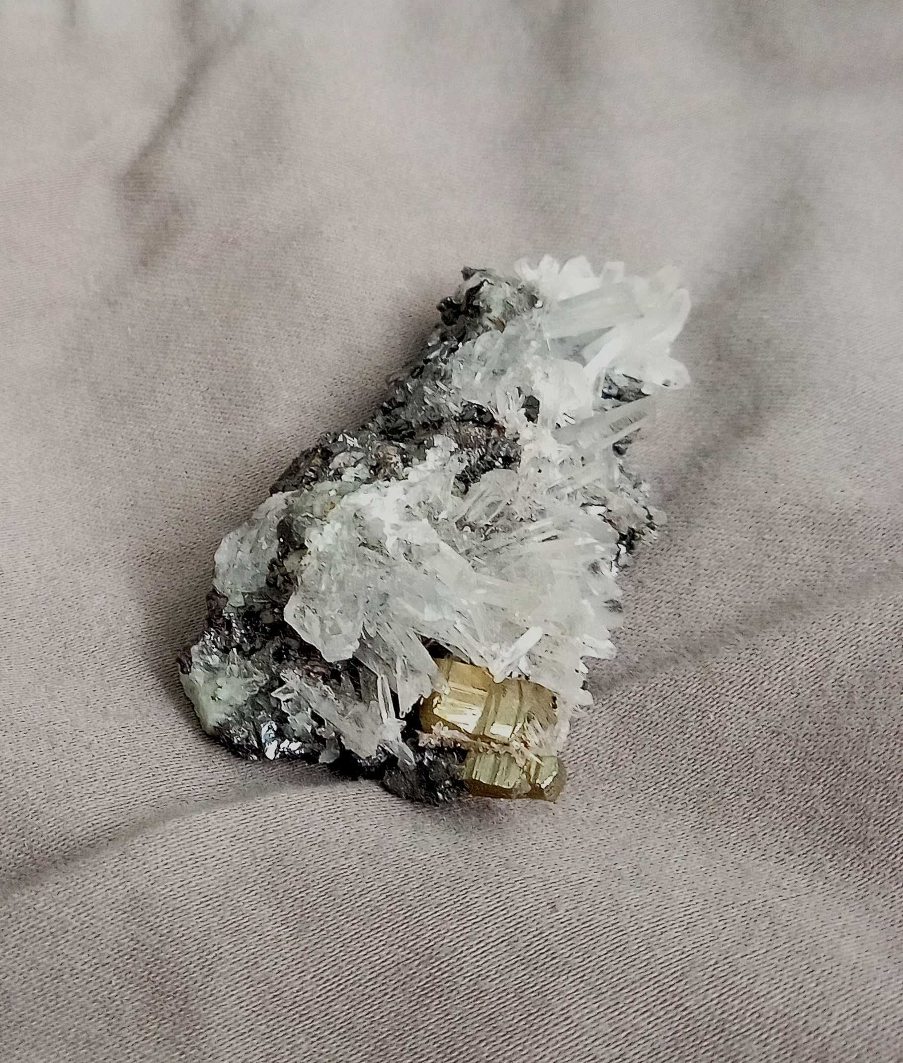 Мінерал друза натуральний Горний хрусталь довжина 6,5