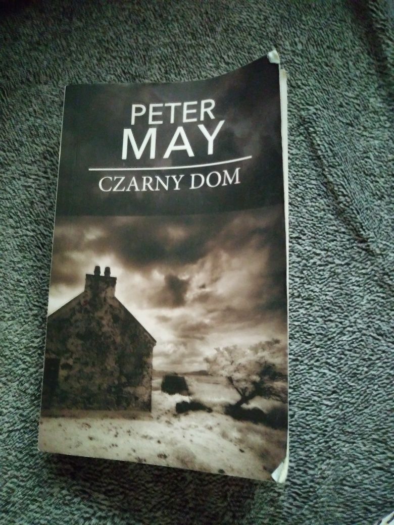 Peter May czarny dom - kryminał