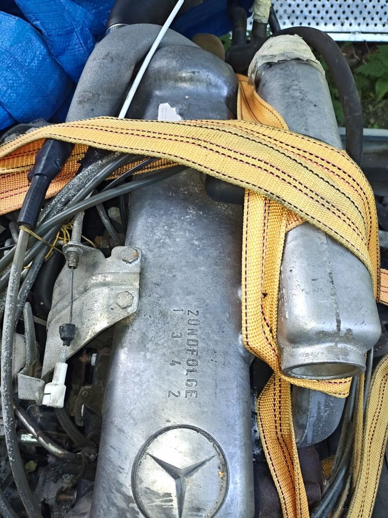 Mercedes MB 100 silnik