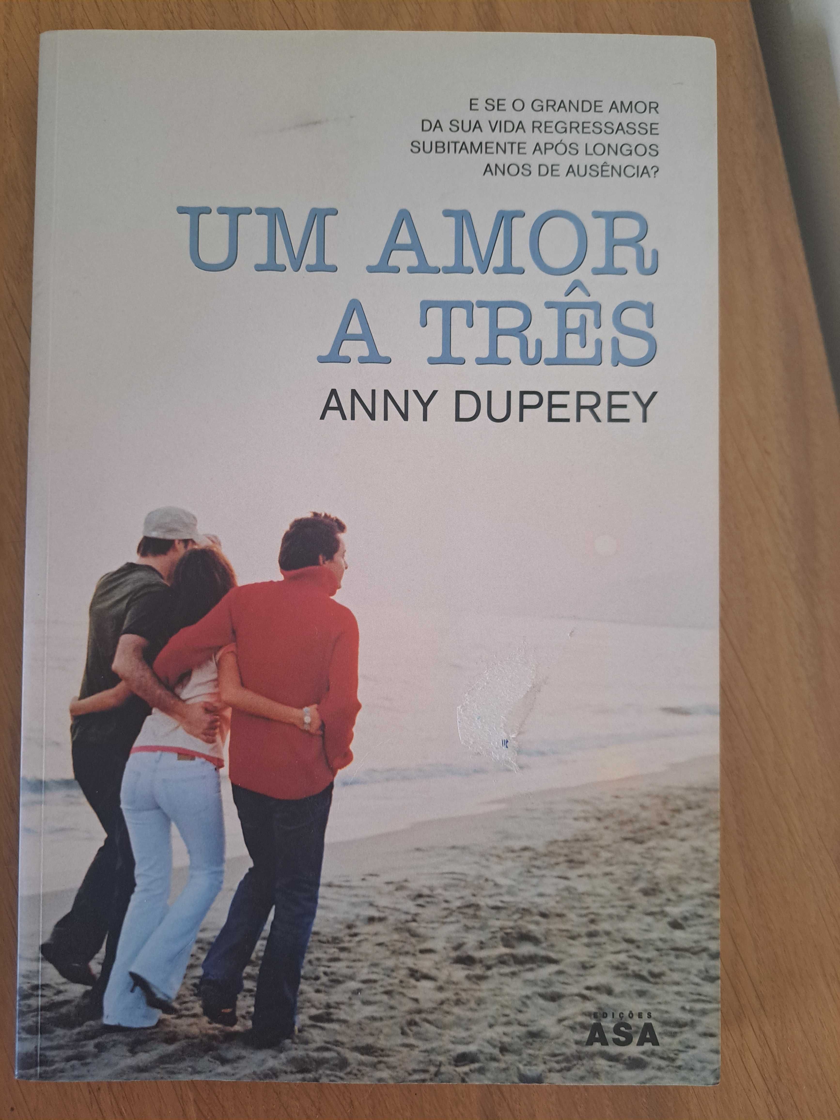 Varios livros muito bons a  1€ cada