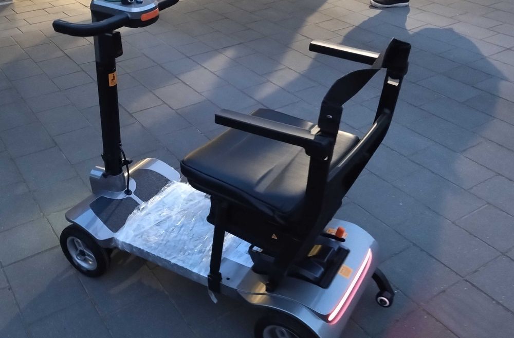 Skuter elektryczny dla seniorów, inwalidów oraz paraolimpijczyków