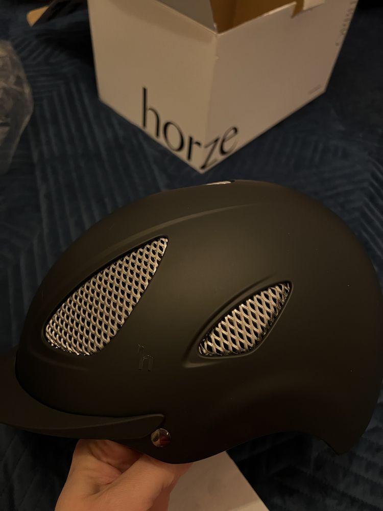 Kask jeździecki Horze Orbital z wentylacją rozm. 52-56