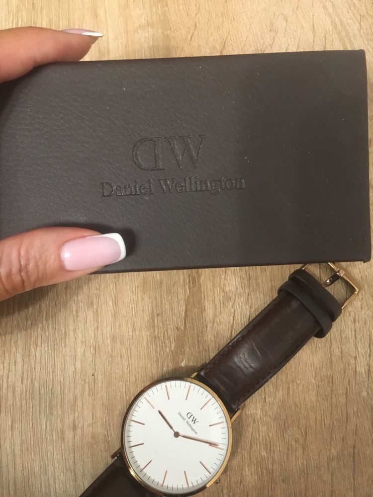 Часы Daniel Wellington