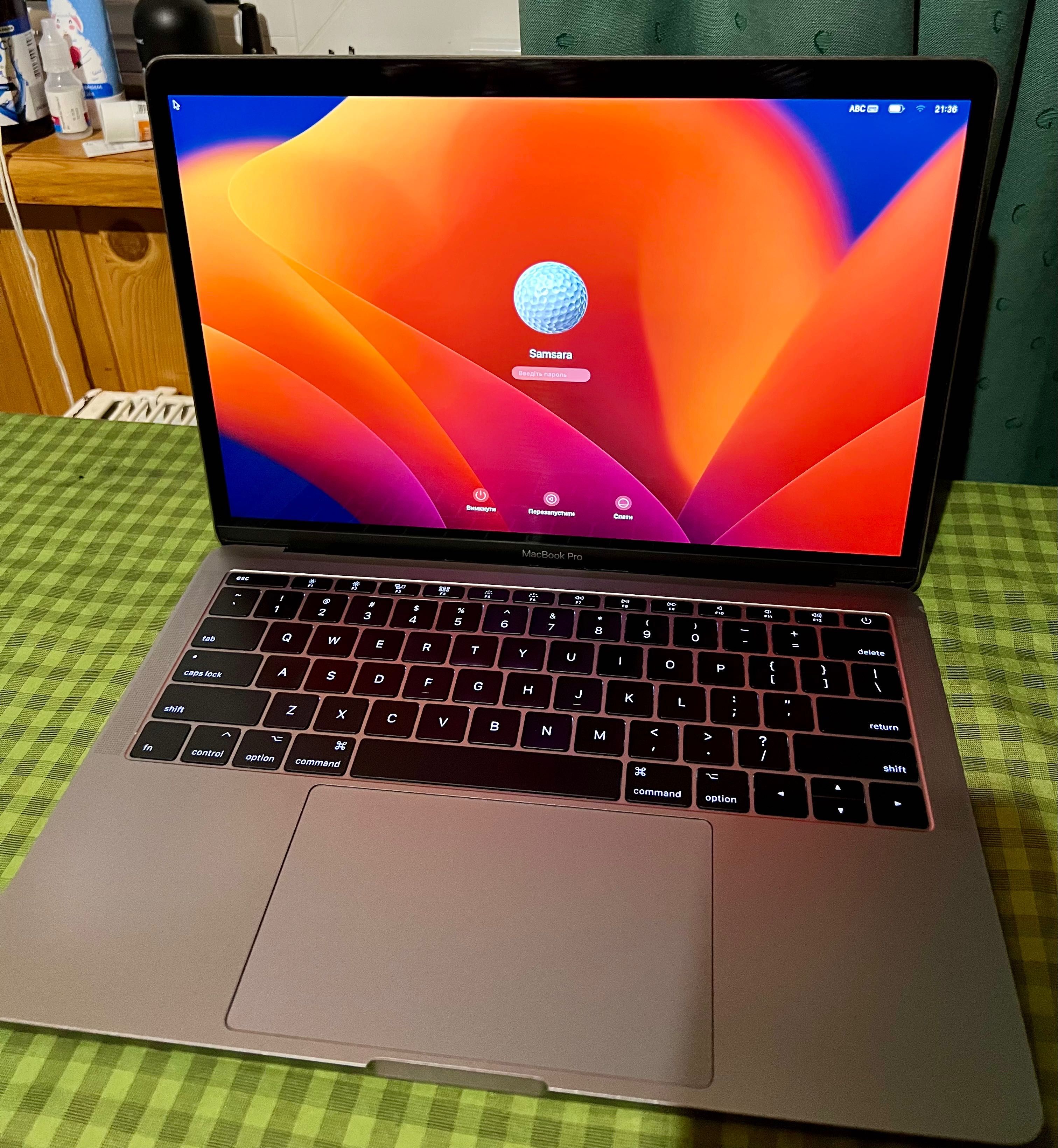 Apple Macbook Pro Retina 2017 i5 2.3 Ghz | 8Gb Ram | 128Gb SSD