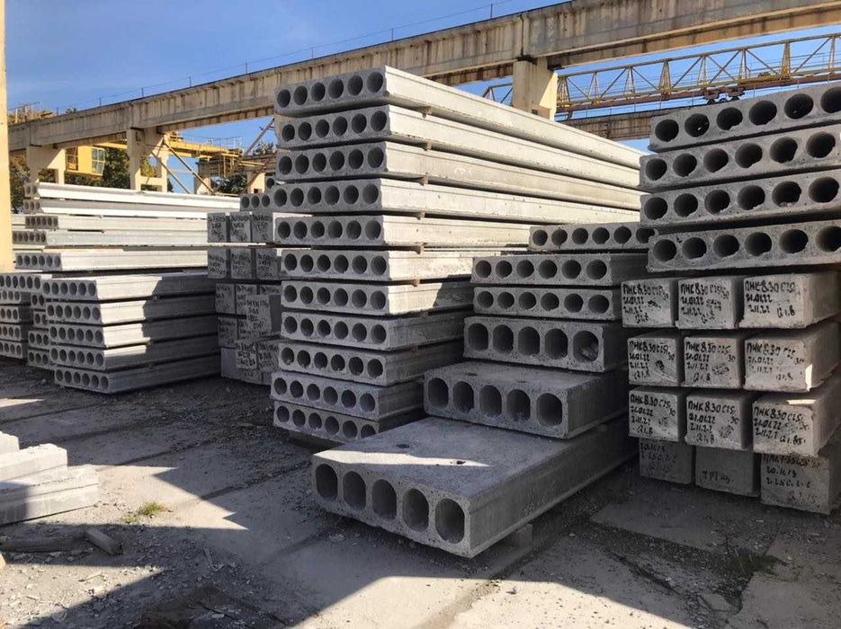 Цегла,Газоблоки,Плити перекриття та ін.Будівництво будинків СХІДНИЦЯ