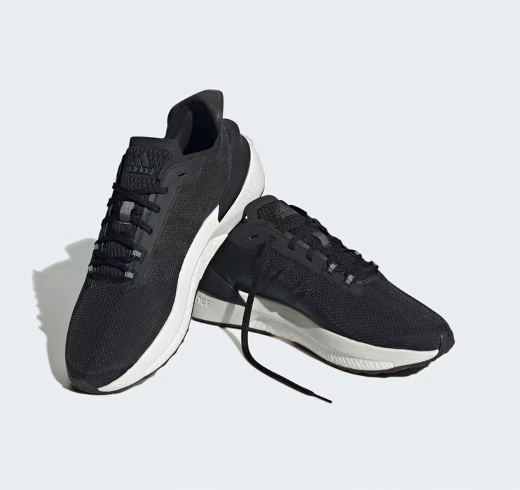 Чоловічі оригінальні кросівки Adidas Avrun