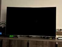 Telewizor z zakrzywioną matrycą z 2017 r.