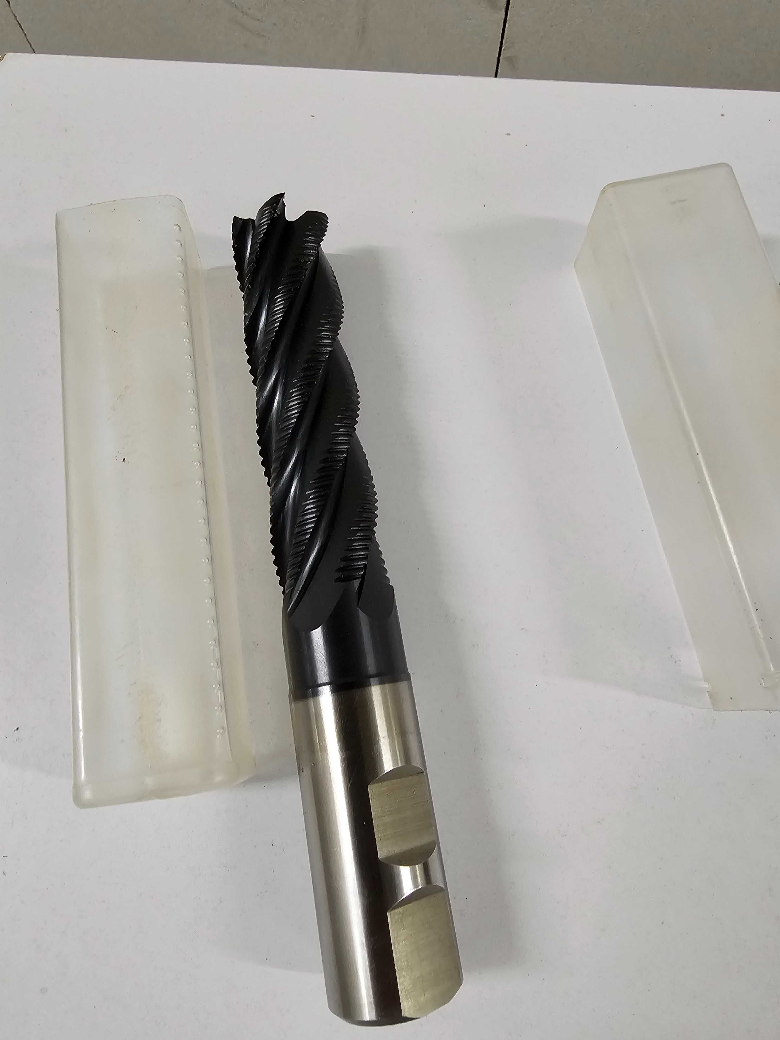 Frez HSSE8 zgrubny fi24 166mm długi.