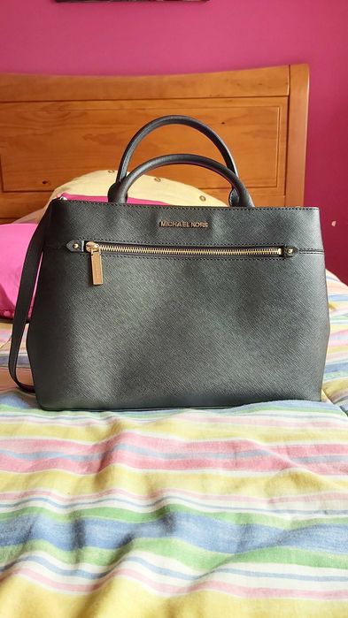 Mala Michael Kors Preta Couro Original/Hailee Medium Snatchel