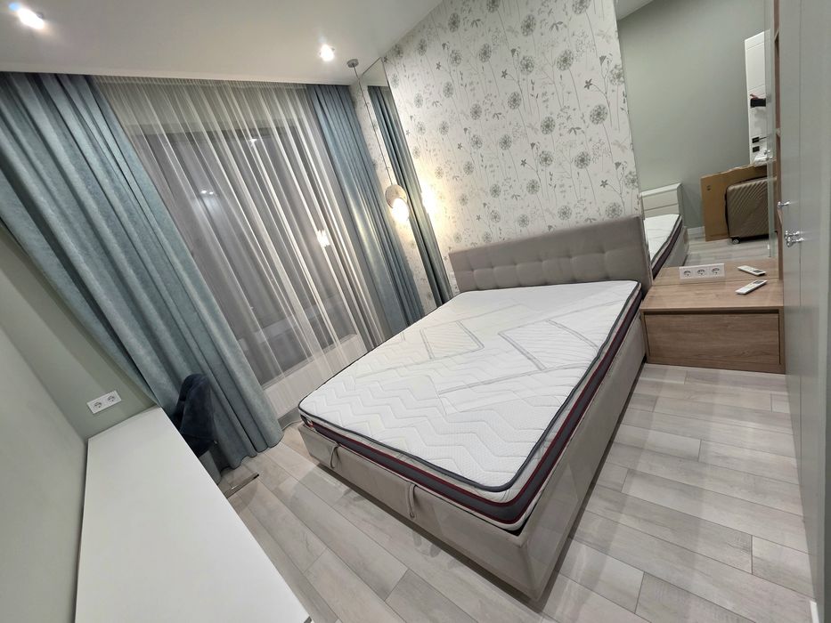 Свет! Не выключают вообще! 3 х к кв. Левый берег. Риелторы не звоните