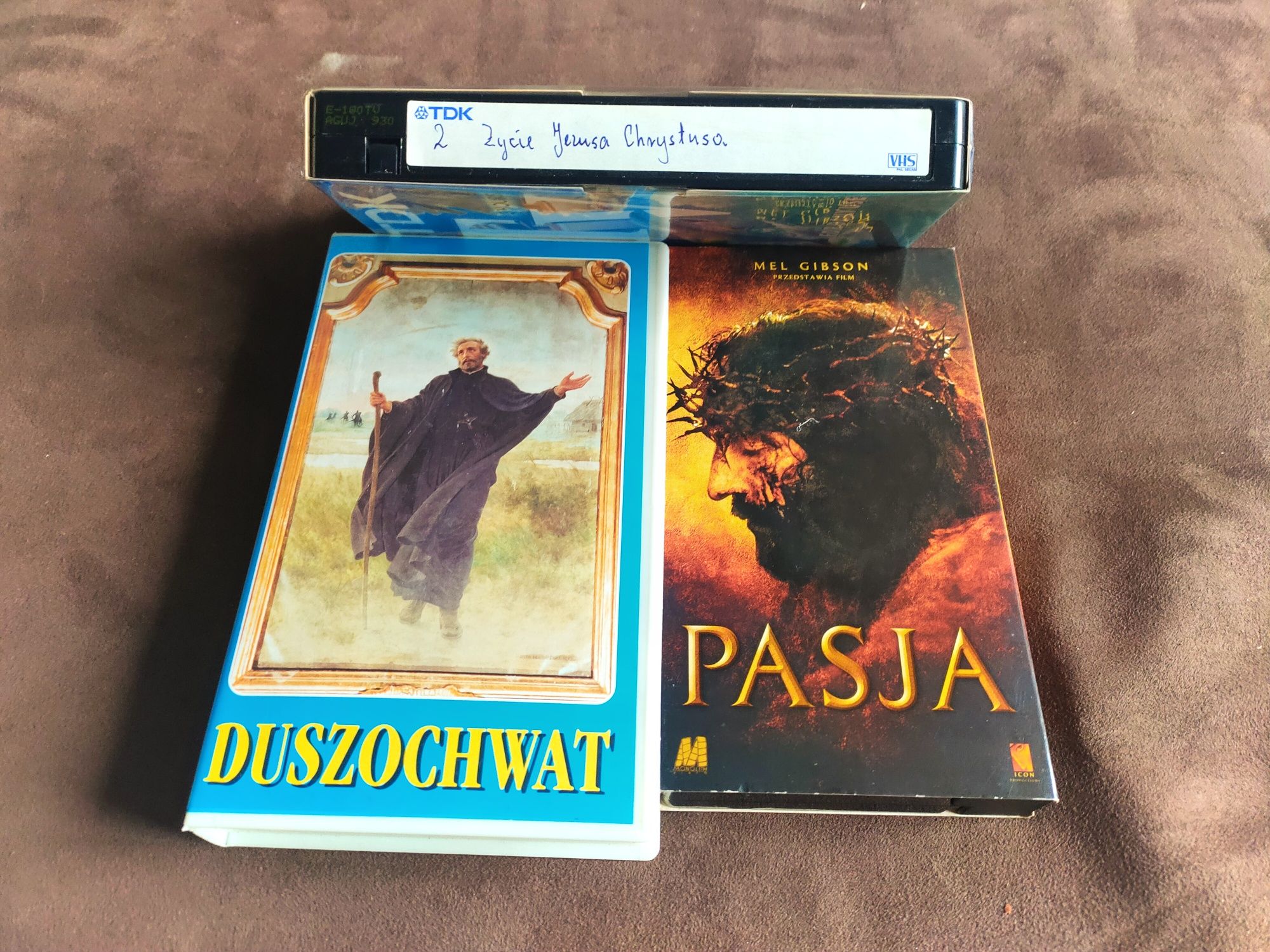 Filmy VHS 3 kasety "Pasja", "2 Życie Jezusa Chrystusa", "Duszochwat"