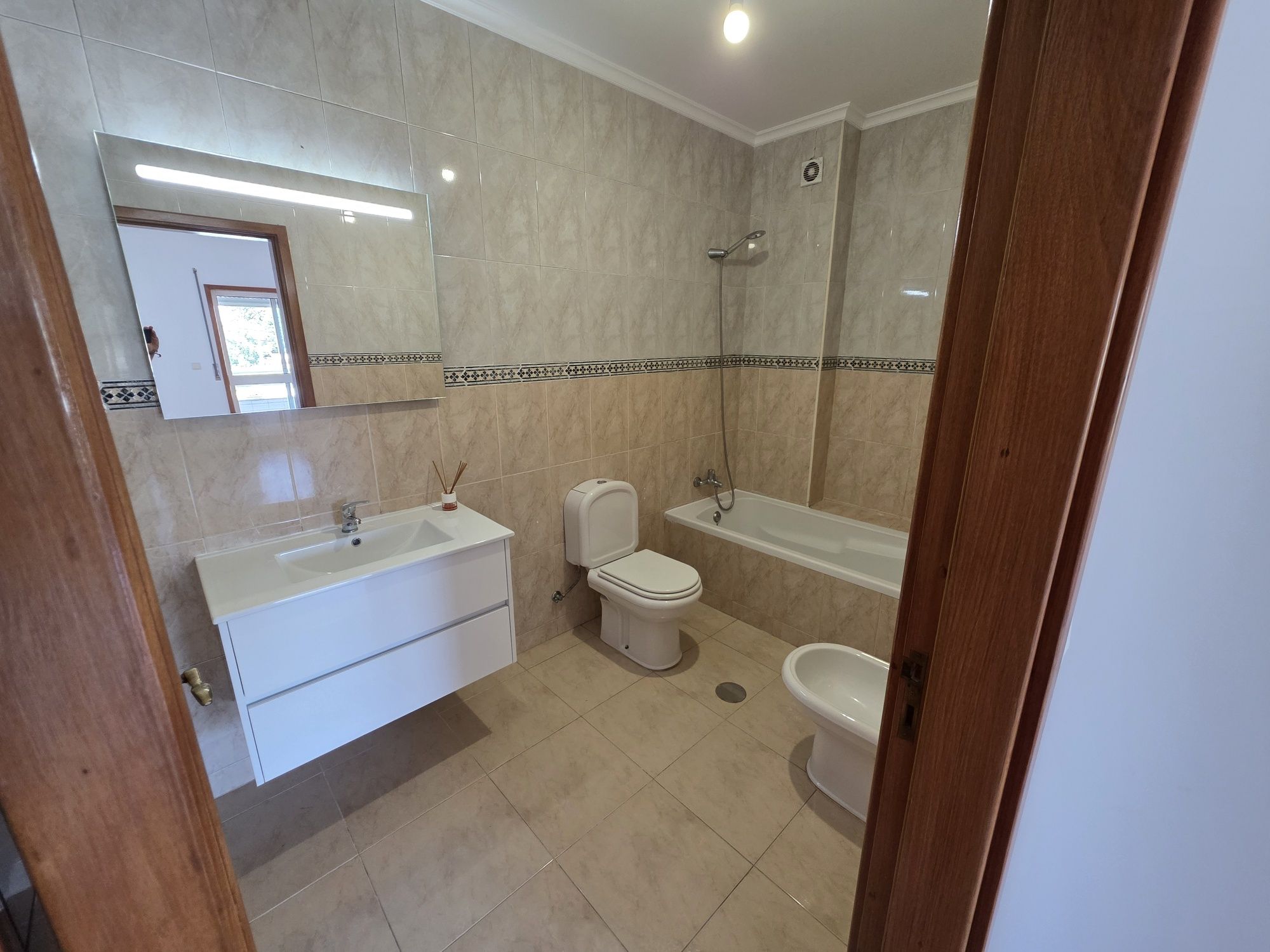 Vendo apartamento T3 em excelente estado em Oliveira de Azeméis