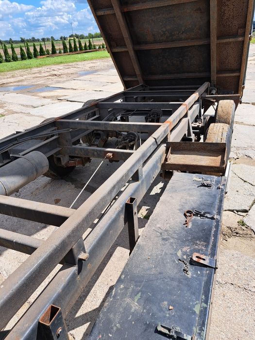 Sprzedam przyczepę tandem 9 ton