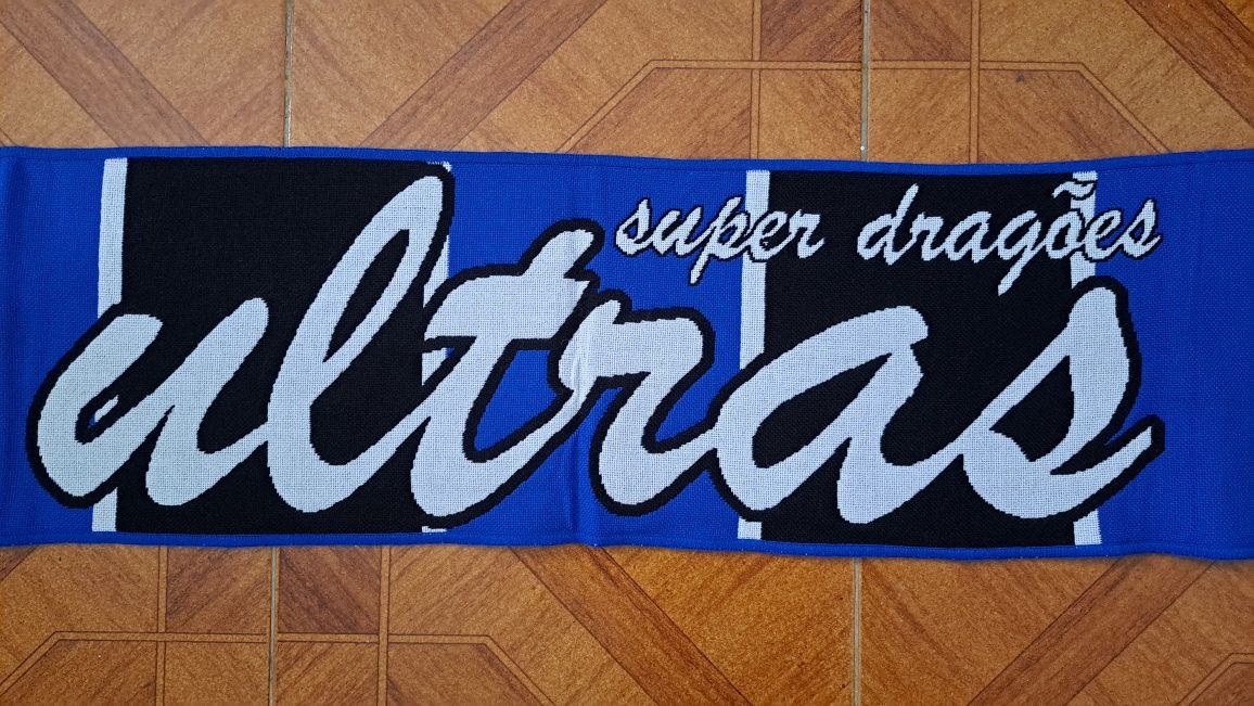 Cachecol do FC Porto - ultras Super Dragões