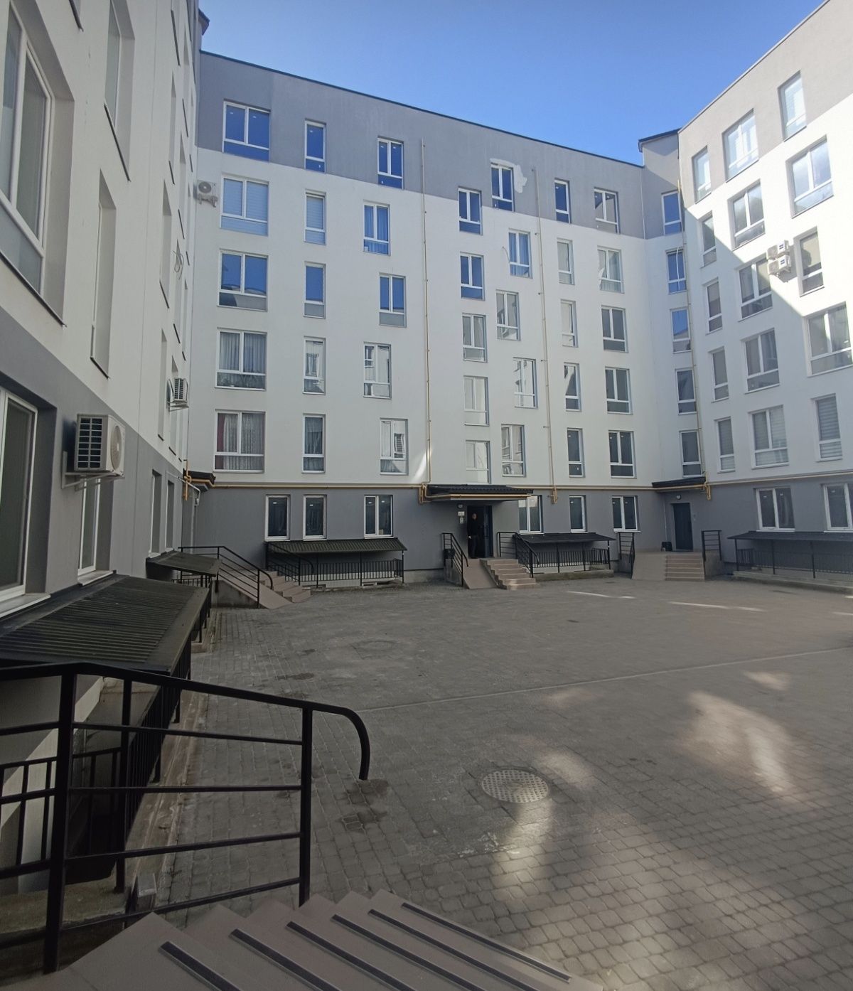 Продаж 2к кв-ри у Львові в новобуд. з ремонтом ЖК "Жовківська брама"
