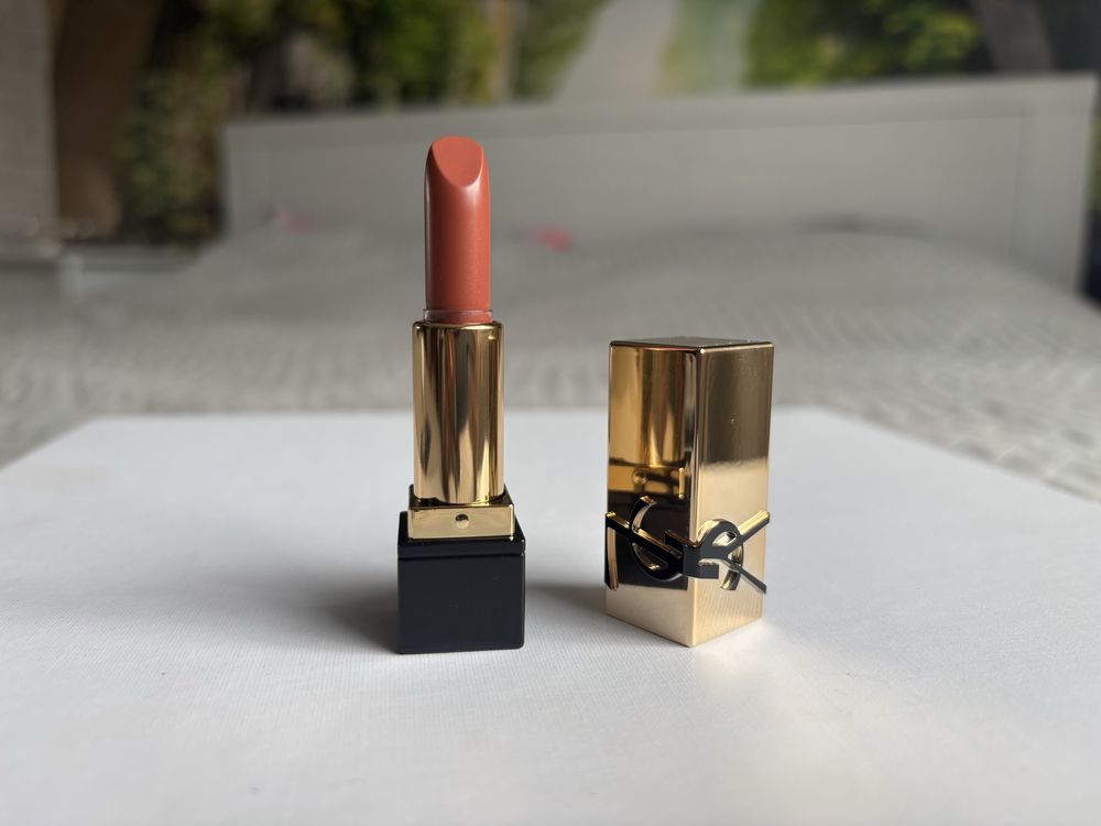Pomadka Yves Saint Laurent mini wersja NM nu muse 1.3g