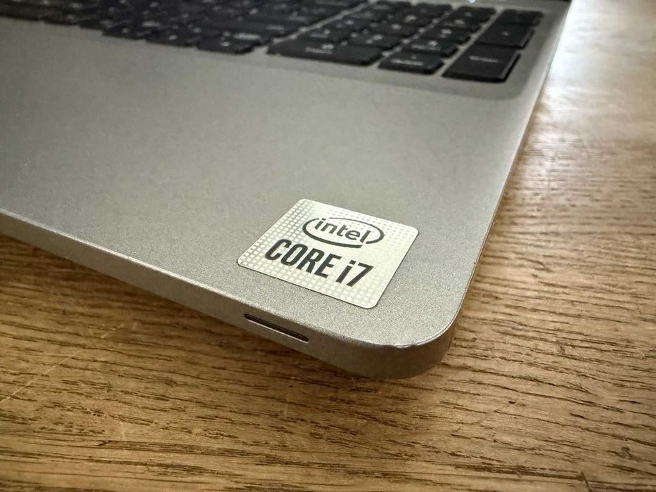 Ноутбук Dell Presision 3551 Intel Core i7 Відеокарта Nvidia Quadro