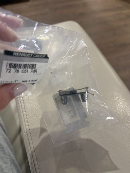 Кліпси для Opel Vivaro 2018