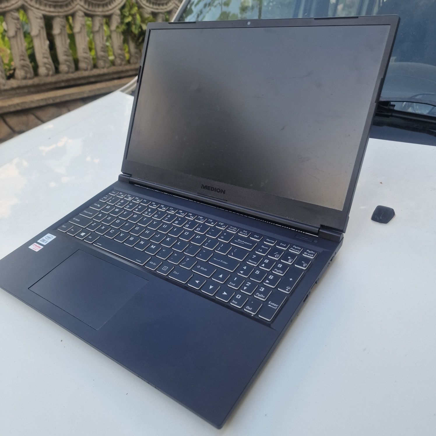 Medion Erazer GTX 1650Ti Intel Core i5-10300H