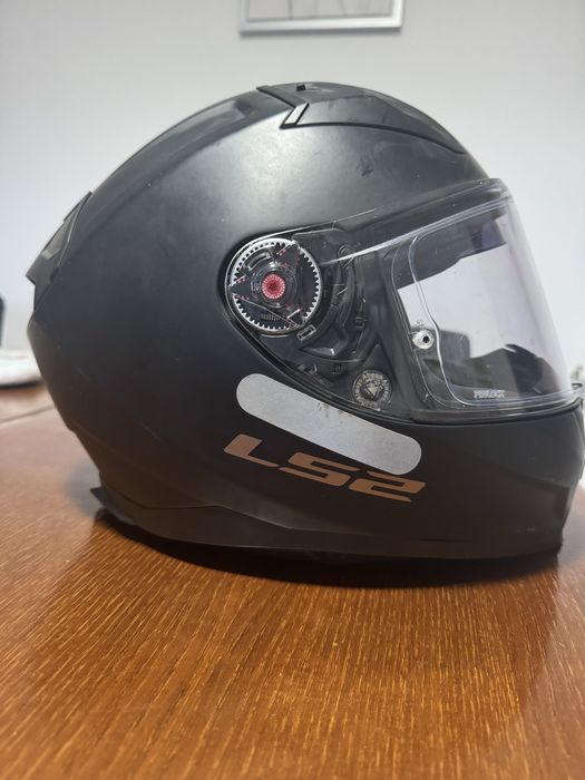Capacete vector LS2