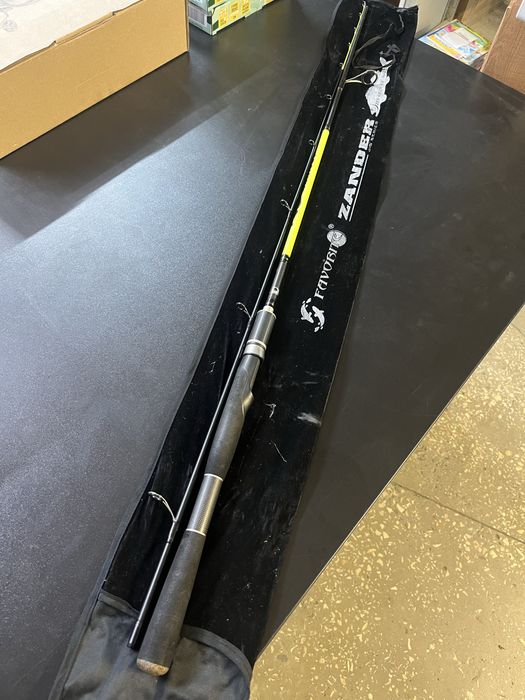 Продам спінінги,котушки