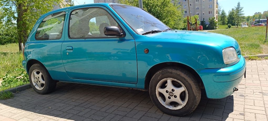 Nissan Micra K11 CVT