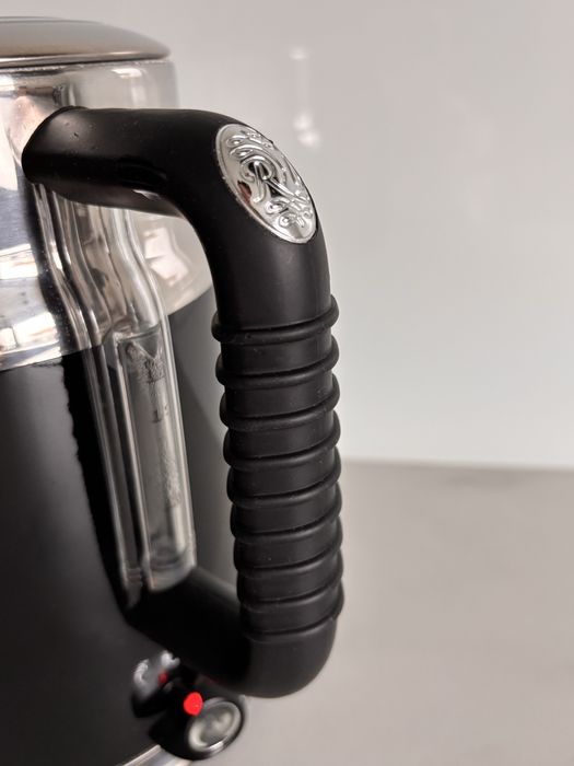 Czajnik elektryczny Russel Hobbs