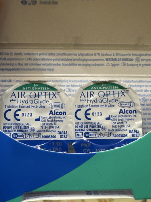 Линзи AirOptix -1.5 аствгматизм 2 шт.