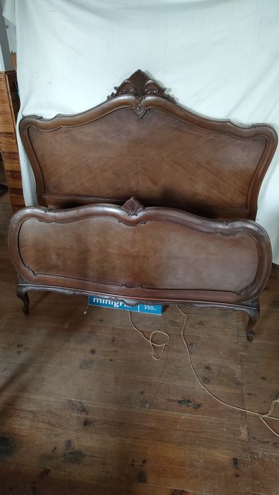 Cama completa antiga casal em madeira 1,40