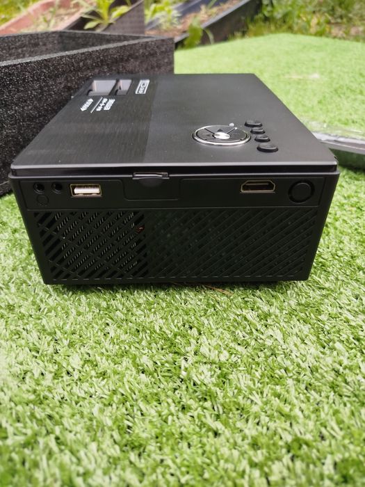 Okazja Projektor LED ONE MIX nowy