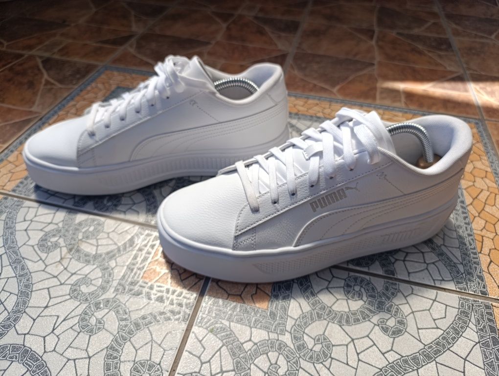Puma 42р. чоловічі, жіночі, унісекс, кросівки для міста.