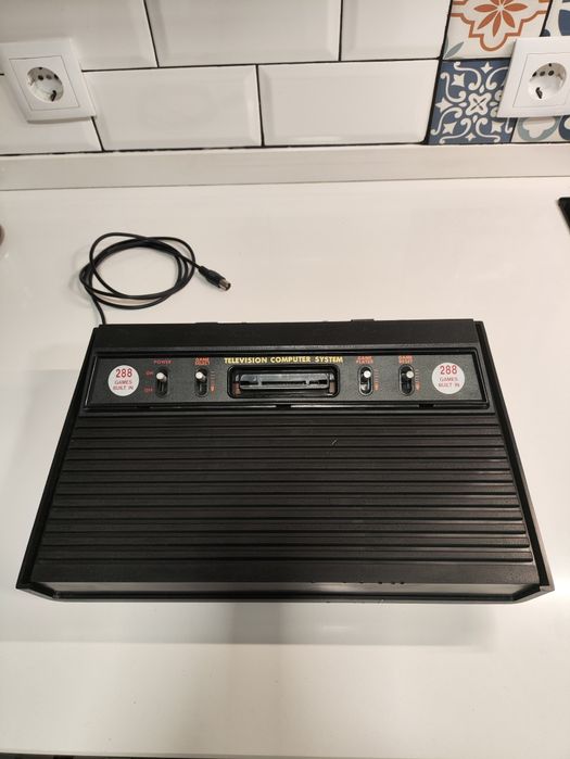 Consolas de jogos TV BRINCA e Replica ATARI 2610