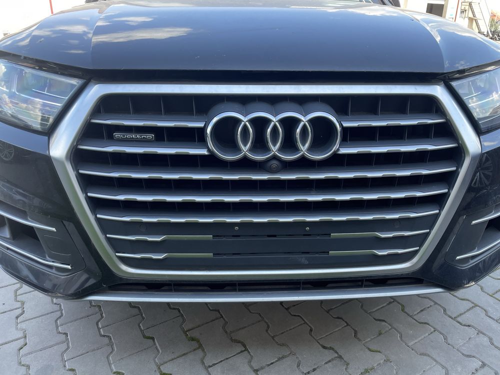 Бампер передній Audi Q7 4M бампер передній комплектний ауді ку7 4м