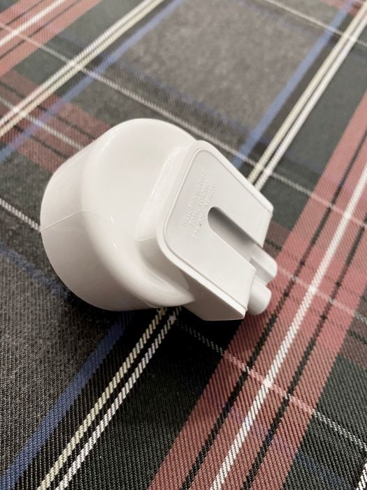 Adaptadores de Corrente Originais - APPLE