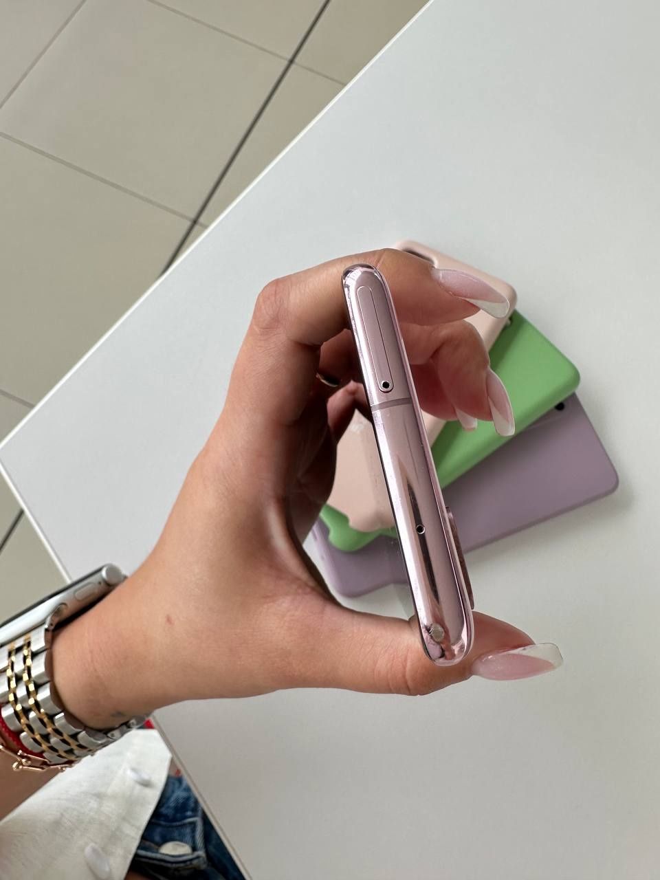 Телефон Samsung S 20