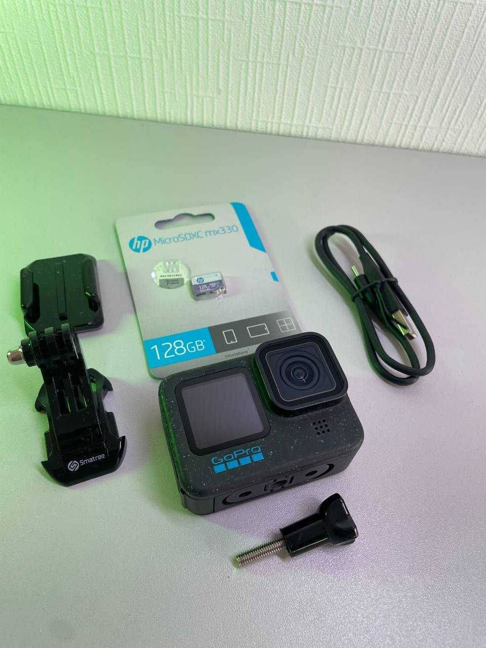 Екшн камера GoPro HERO12 Black з комплектом