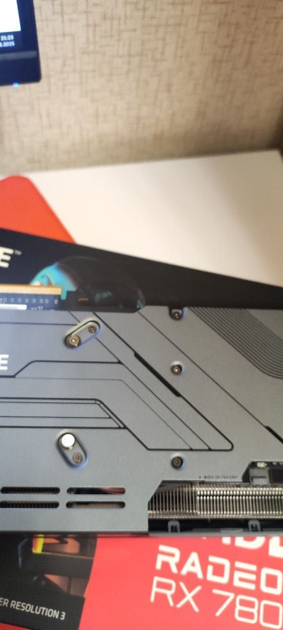 Відеокарта RX7800XT