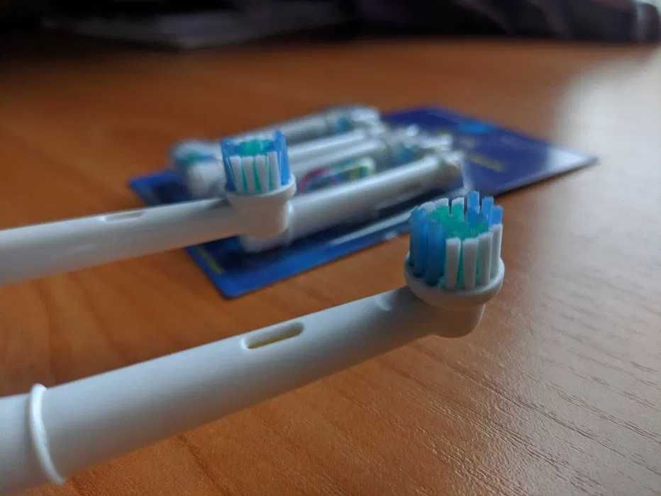Насадки для електричної зубної щітки Oral-B, Braun дитячі, дорослі
