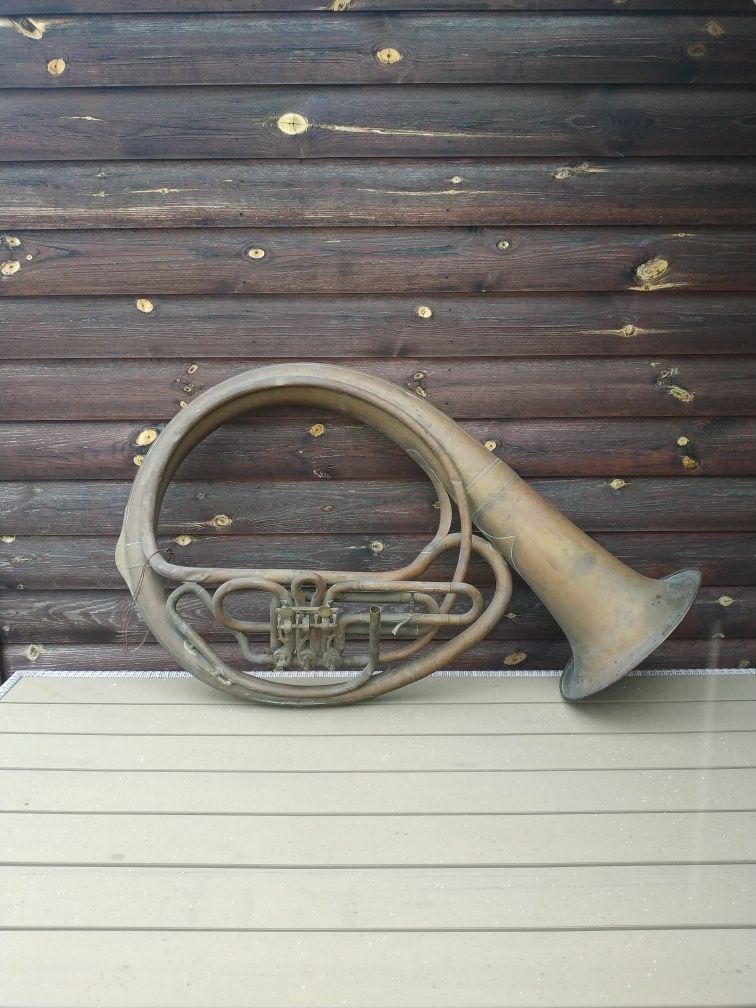Zabytkowy instrument mosiężny 1m róg tuba waltornia dekoracja rekwizyt
