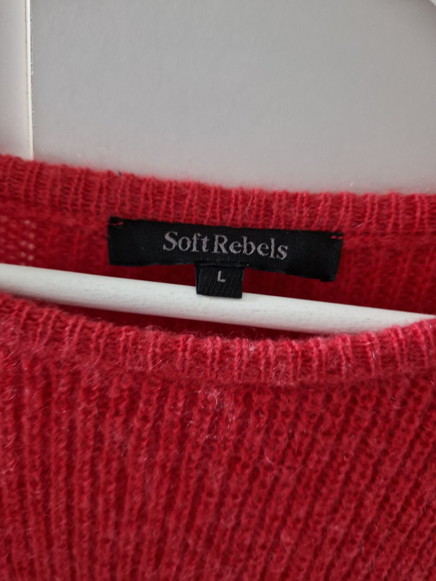 Czerwony sweter Soft Rebels z wełną merino i wełną jagnięca, oversize,