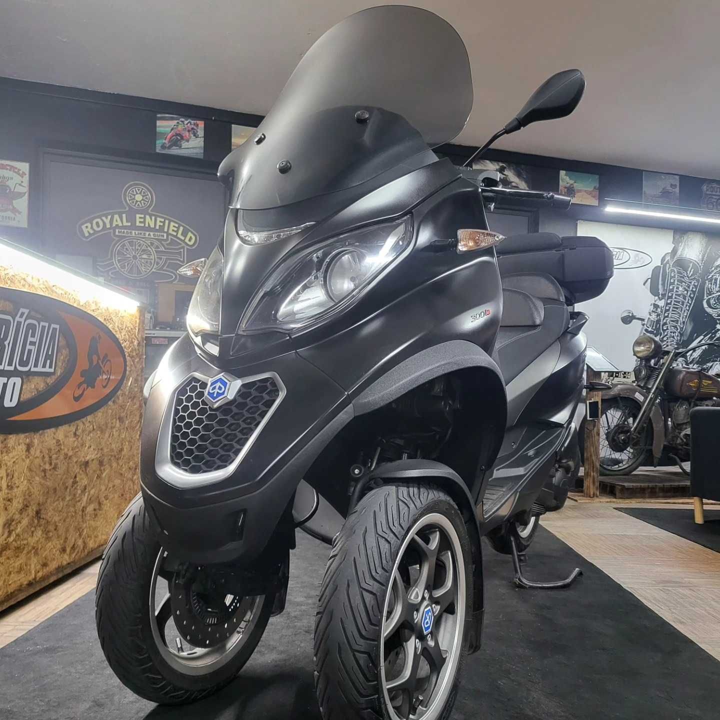Piaggio Mp3 LT 300