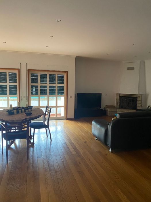 Quarto mobilado para arrendamento em Braga/Despesas incluidas