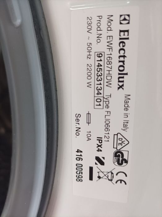 Пральна машина з функцією стірка паром на 8кг Electrolux