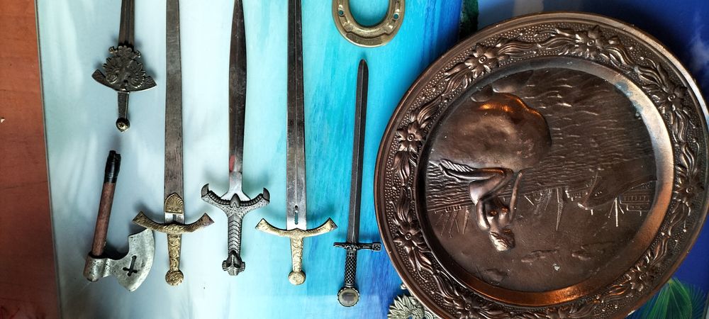 Sprzedam to co na zdjeciach talerz ołowiany reszta z metalu mosiądz it